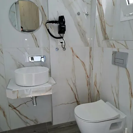 Apollon Luxury Guest house
