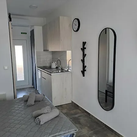Apollon Luxury Guest house